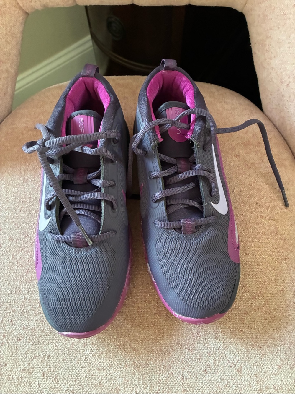 Nike Kids 4.5Y Shoes